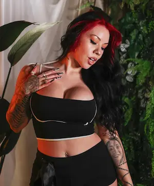 Salice Rose gallery image 1
